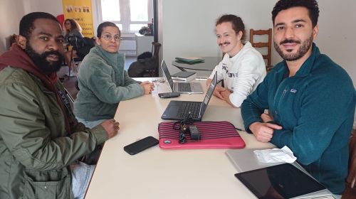 Pour un numérique accessible à tous : la SOMCO rejoint Emmaüs Connect